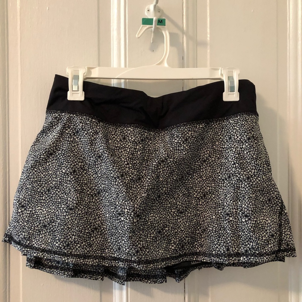 Lululemon pacemaker skirt